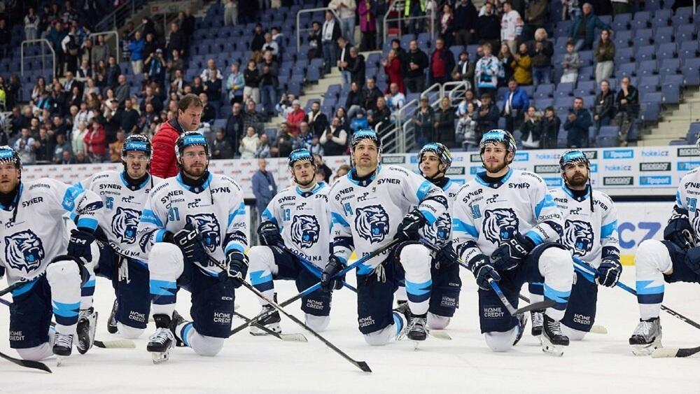 Foto z www.hcbilitygri.cz